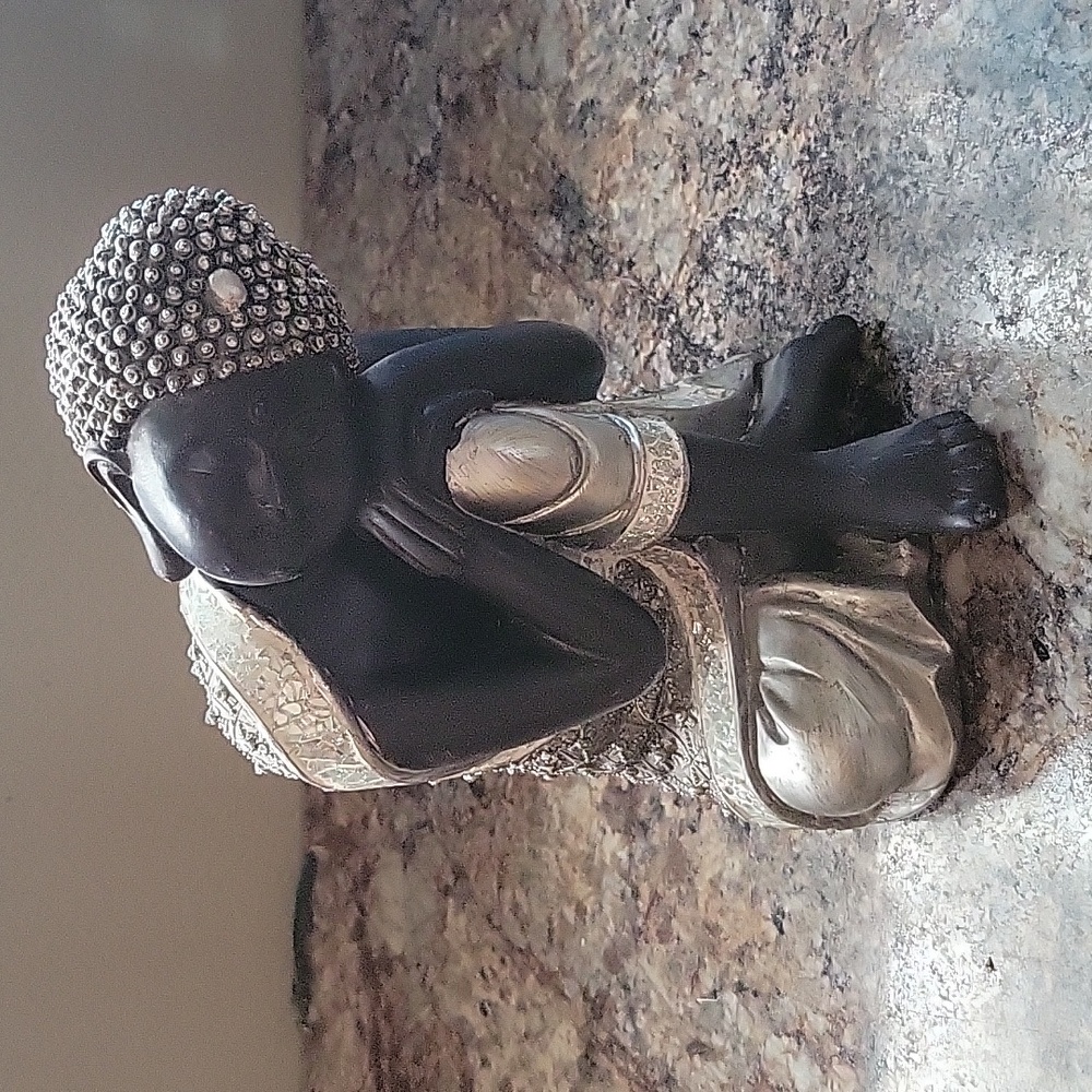 Buddha statue